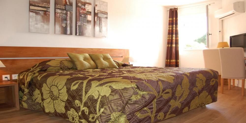 Hotel La Garbine Ramatuelle Luaran gambar
